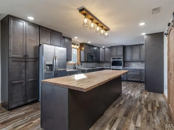 27327 Harrill Ln, Lebanon, MO 65536