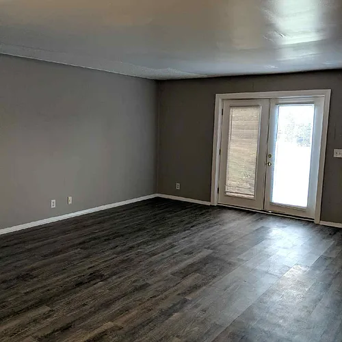 1079 Harold Dr #1 Photo 1
