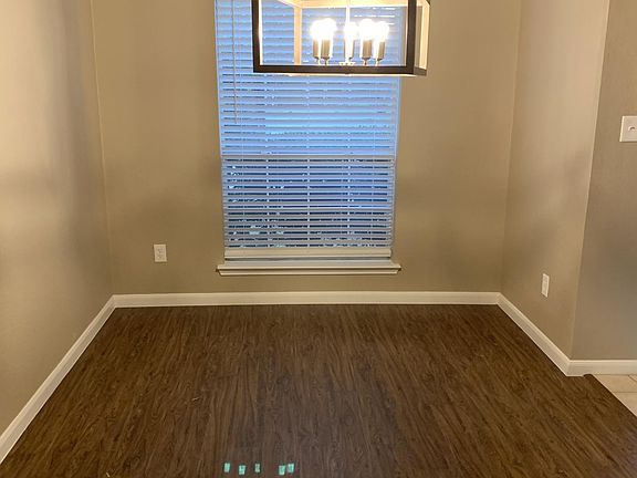 5th image of 1504 Allen Dr
