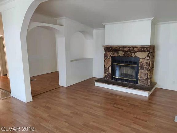 3rd image of 5637 Wheatfield Dr
