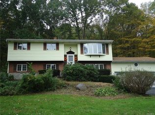 1240 Lakes Rd, Monroe, NY 10950