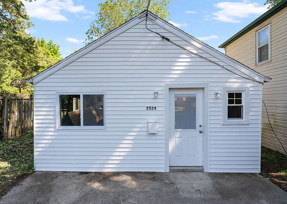 1st image of 2524 Arletta St