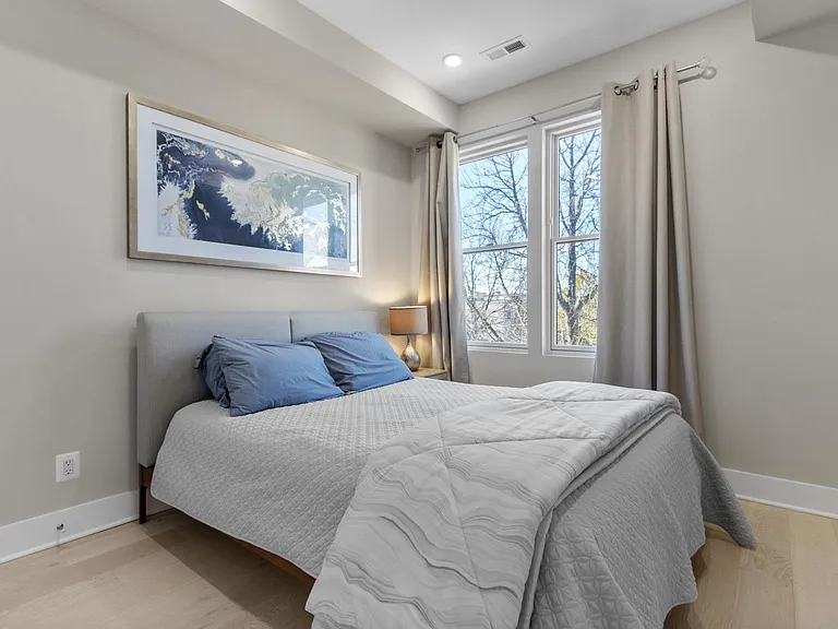 1638 K St NE #202 — Photo 13