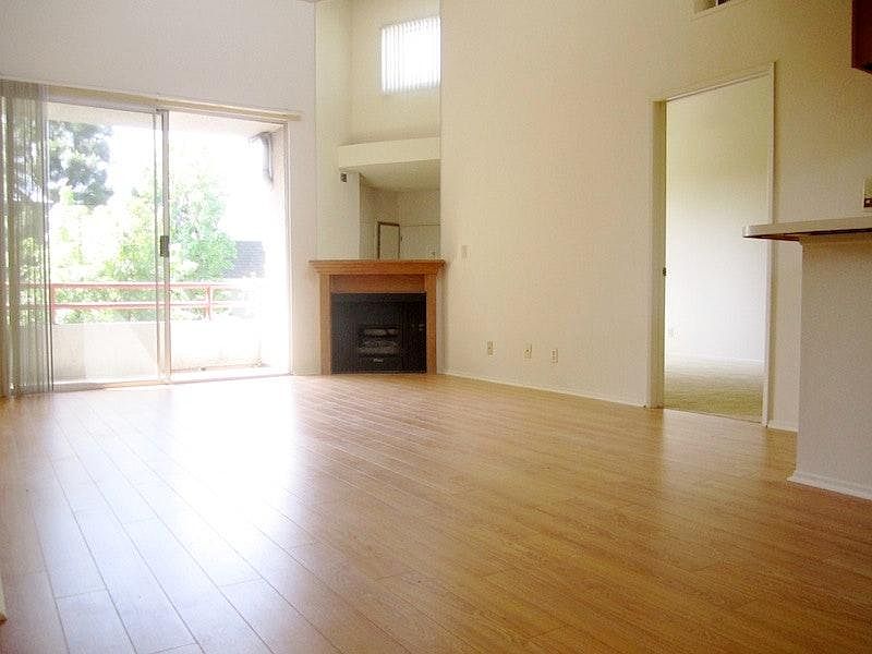 1st image of 10932 Morrison St APT 104