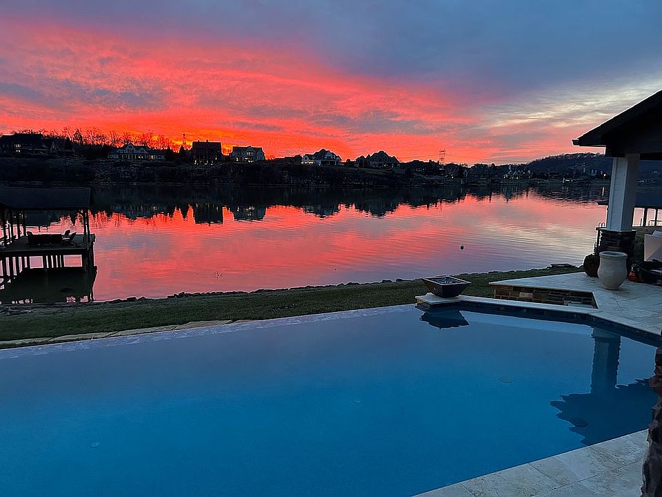 2nd image of 8732 Inlet Dr