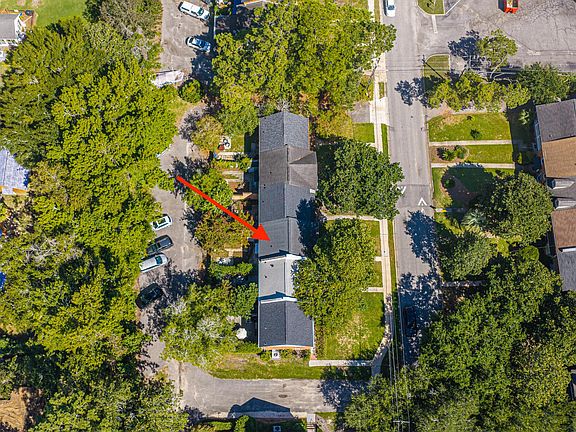 5th image of 937 Cottingham Dr