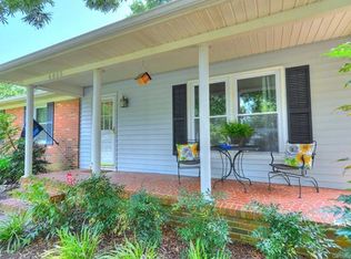 6055 Charing Pl, Charlotte, NC 28211