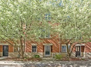 3874 N Milwaukee Ct, Chicago, IL 60641