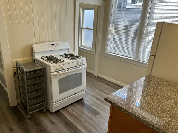 Cozy 1 Bedroom, 1 Bath Unit, 925A Virginia St, Vallejo, CA 94590