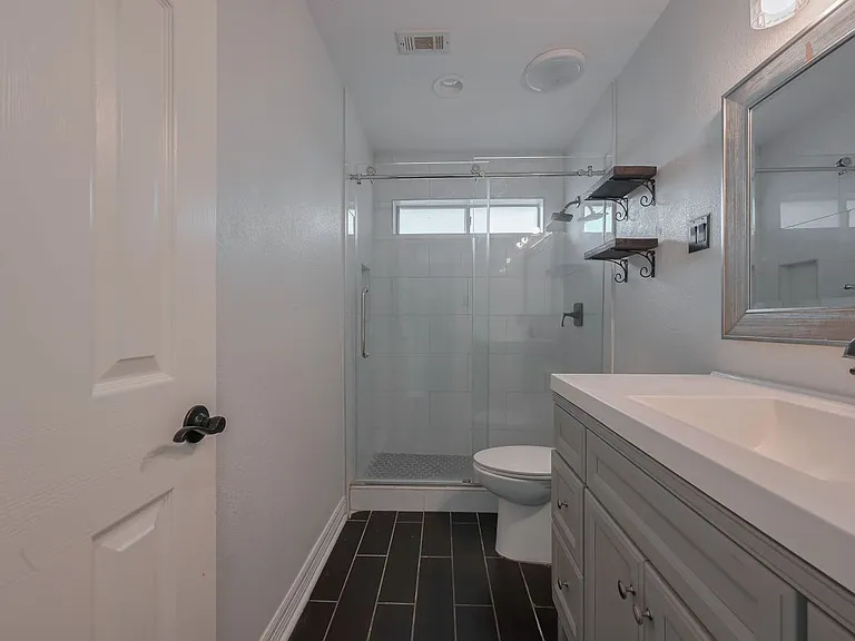 311 N Esplanade Ln — Photo 26