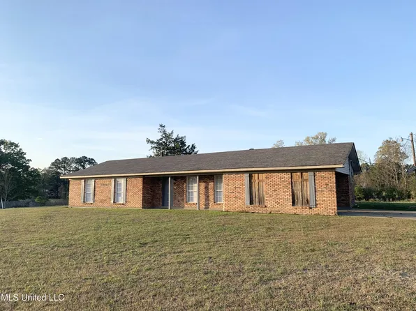 135 Peggy Dr, Florence, MS 39073