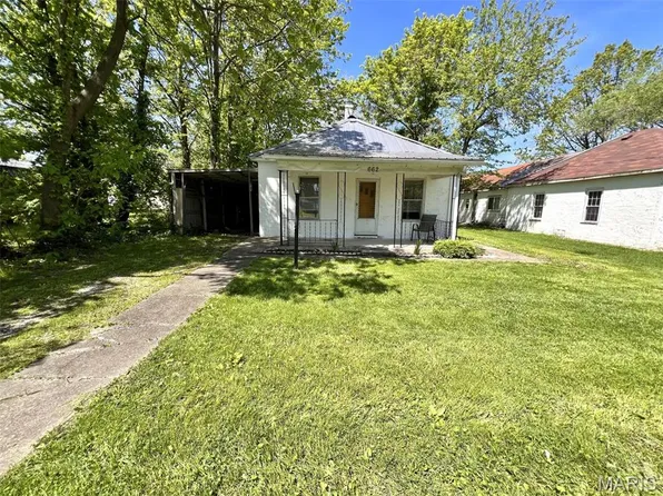 662 Virginia St, Hillsboro, IL 62049
