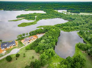 519 Bluewater Bay Dr, Macon, GA 31220