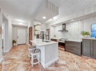 4630 Saint Croix Ln APT 813, Naples, FL 34109