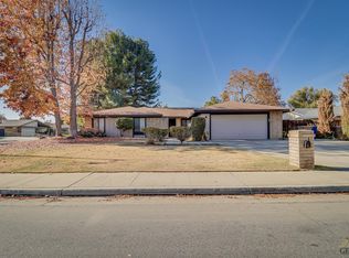 601 Empty Saddle Ln, Bakersfield, CA 93309