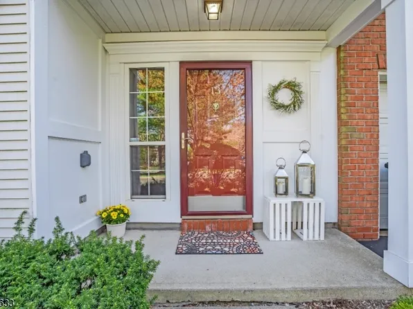13 Clark Ct, Bernards Twp., NJ 07920