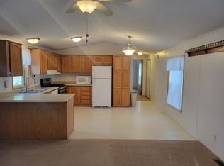 806 28th St TRAILER 44, Milford, IA 51351