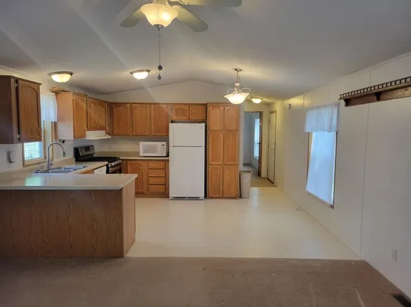 806 28th St Trailer 44, Milford, IA 51351