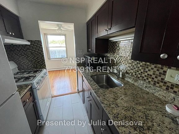 4th image of 3710 N Pine Grove Ave #3314