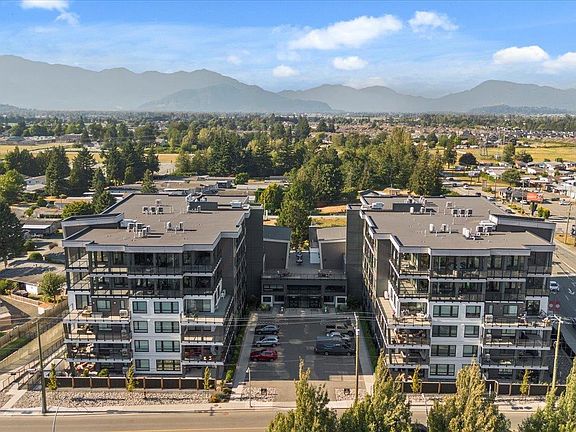 4th image of 45757 Watson Rd #408