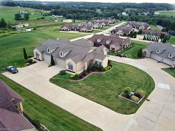 4th image of 49279 Eagle Dr
