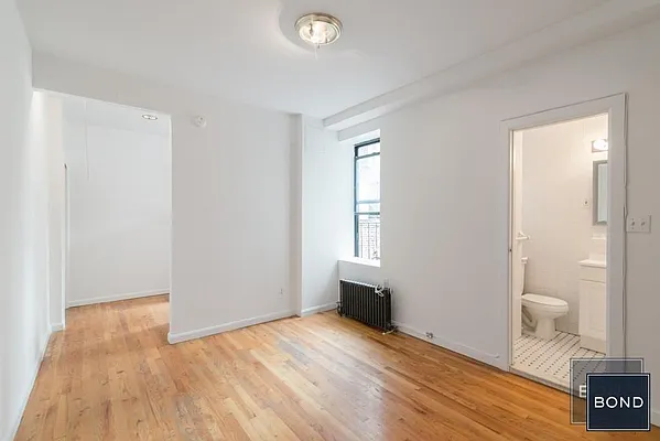 Rented by Bond New York | media 1