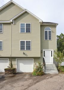 55 Meola Ave, Worcester, MA, 01606