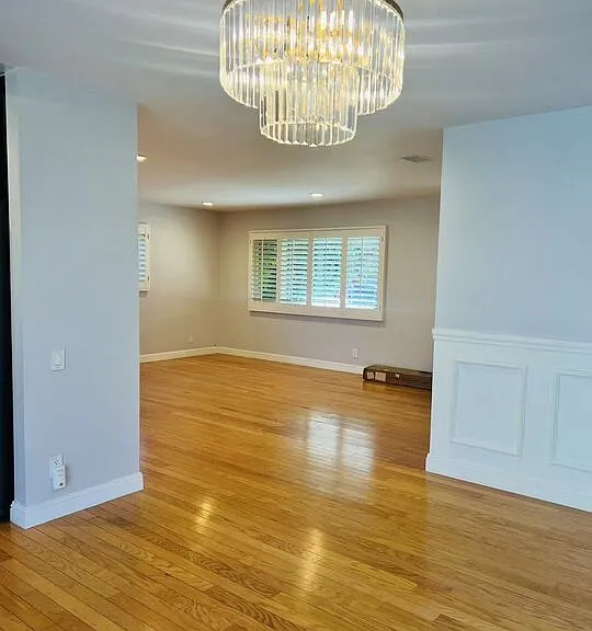 24021 Welby Way — Photo 7
