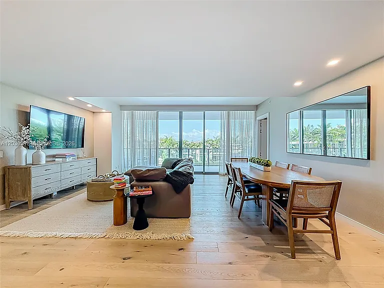 350 Ocean Dr #305N — Photo 9