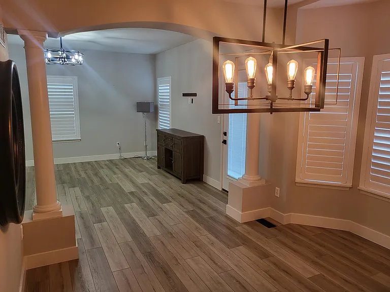 2629 Grover Crossing Way — Photo 8