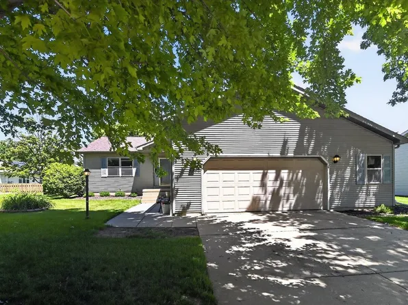 1340 Prairie Rose Dr, Sun Prairie, WI 53590