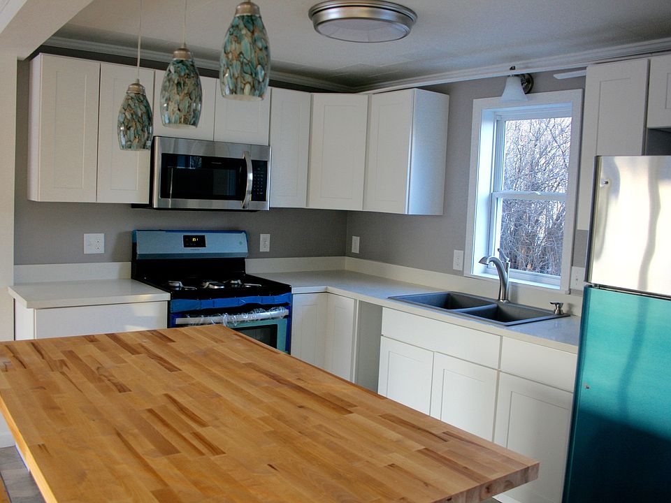 Birchwood, quartz counters