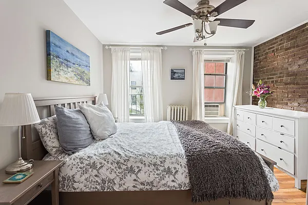 Rented by Compass | media 16