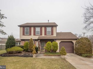 63 Longhurst Rd, Marlton, NJ 08053