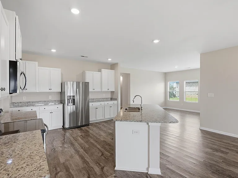 108 Creek Ridge Dr — Photo 9