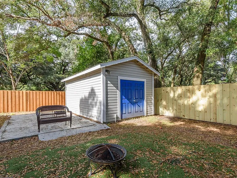 806 E Hamilton Ave — Photo 17