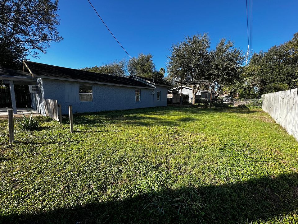 spacious fenced private yard