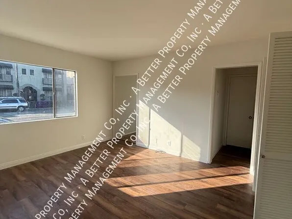 218 Redondo Ave #1, Long Beach, CA 90803