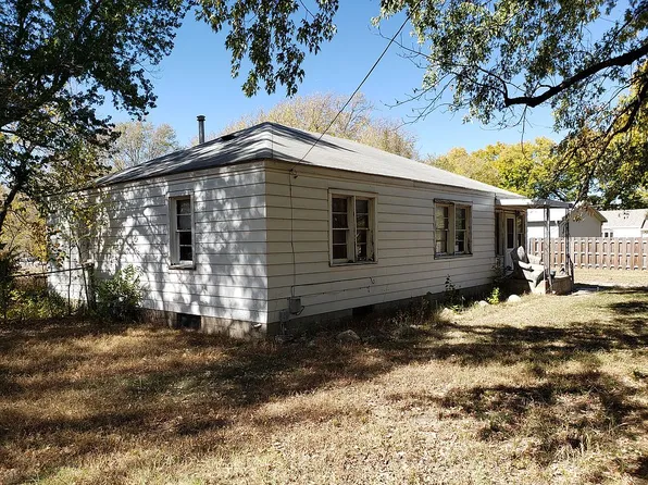 5323 N Legion Ave, Wichita, KS 67204