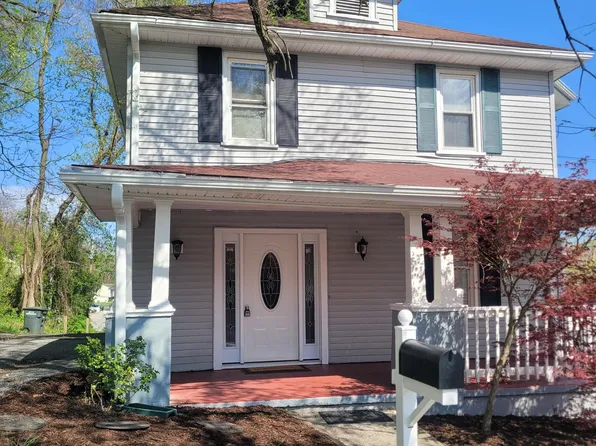 417 N 8th Ave, Coatesville, PA 19320