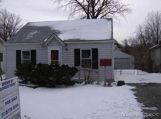 21562 Old E Eight Mile Rd, Harper Woods, MI 48225