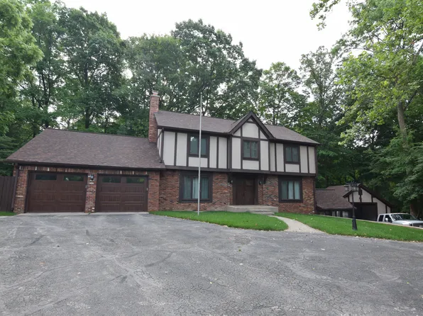 7209 Kingswood Cir, Indianapolis, IN 46256