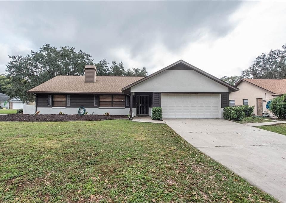 1st image of 1505 Paddock Dr