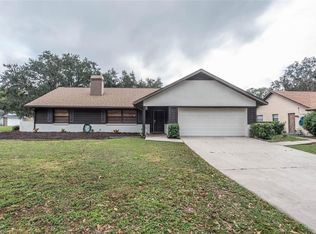 1505 Paddock Dr, Plant City, FL 33566