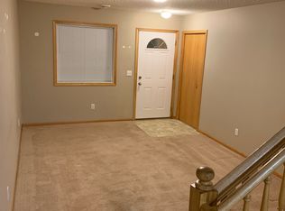 636 Danielson Ct, Maple Lake, MN 55358