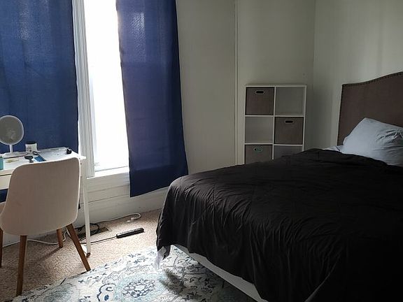 5th image of 403 N Scott St #1