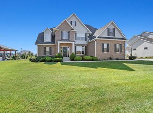 9147 Hibiscus Dr, Saint John, IN 46373