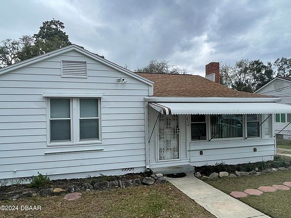 3rd image of 212 Daytona Ave