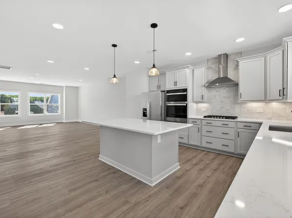 3011 White Rail Dr, Fuquay Varina, NC 27526