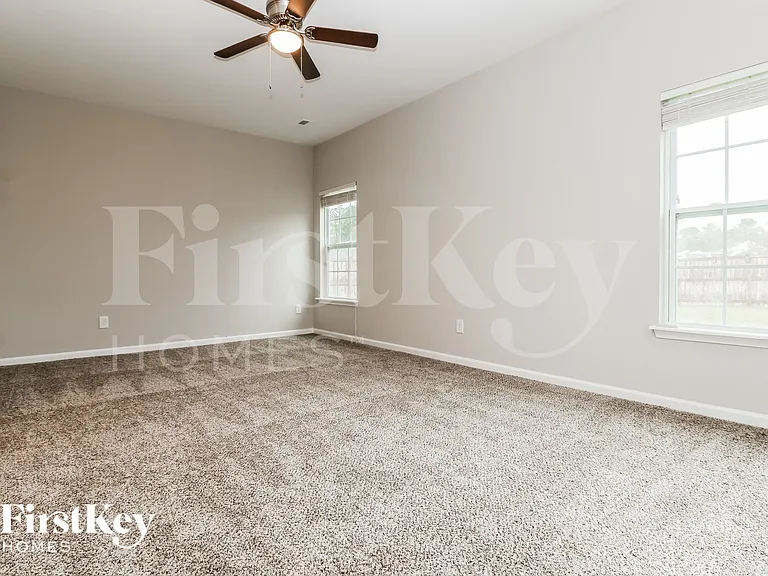 646 Savannah River Dr — Photo 9